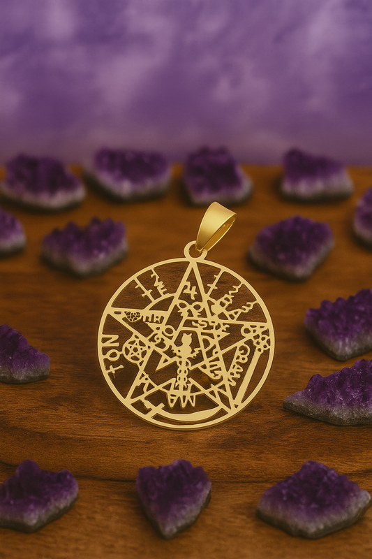 Colgante Tetragramatón de Acero Inoxidable – Amuleto Esotérico Estilo Bizantino (Plateado o Dorado)